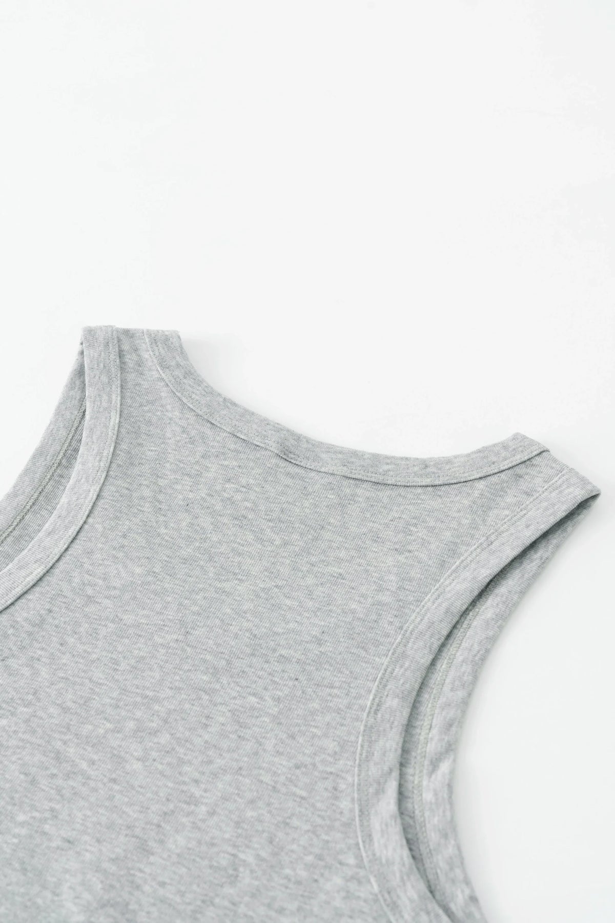 Summer Tank Top – Minimalist, Loose-Fit Workout Vest